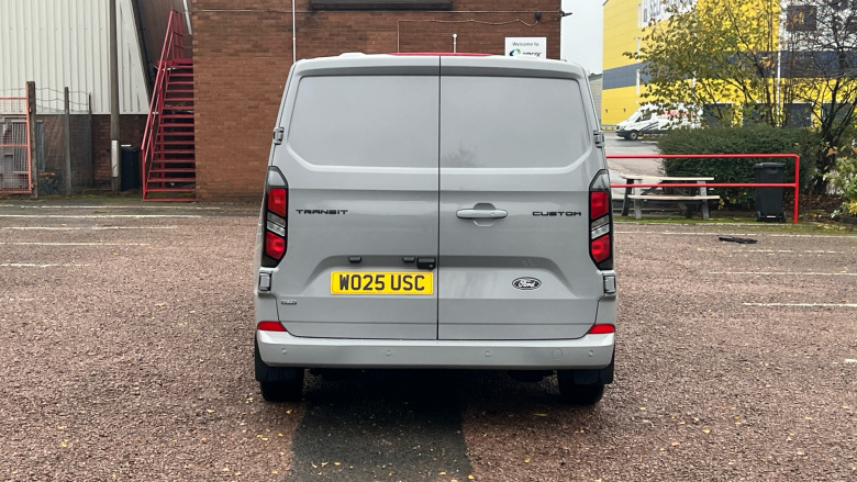 Ford Transit Custom 320 L2 Petrol Fwd 2.5 PHEV 232ps H1 Double Cab Van Limited Auto